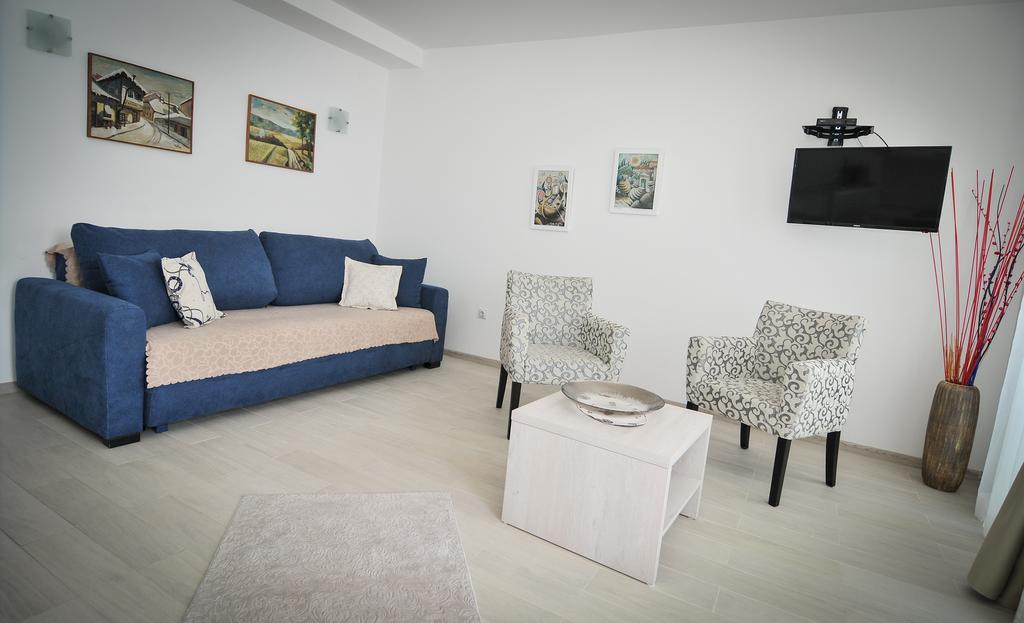 Apartments Zukovac Tivat Exterior photo